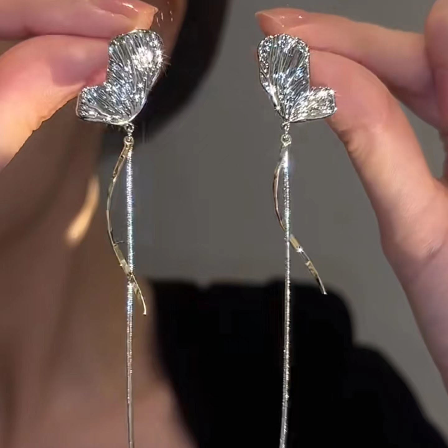 LF 蝶羽 ライン フリンジ ロングピアス 華奢 エレガント