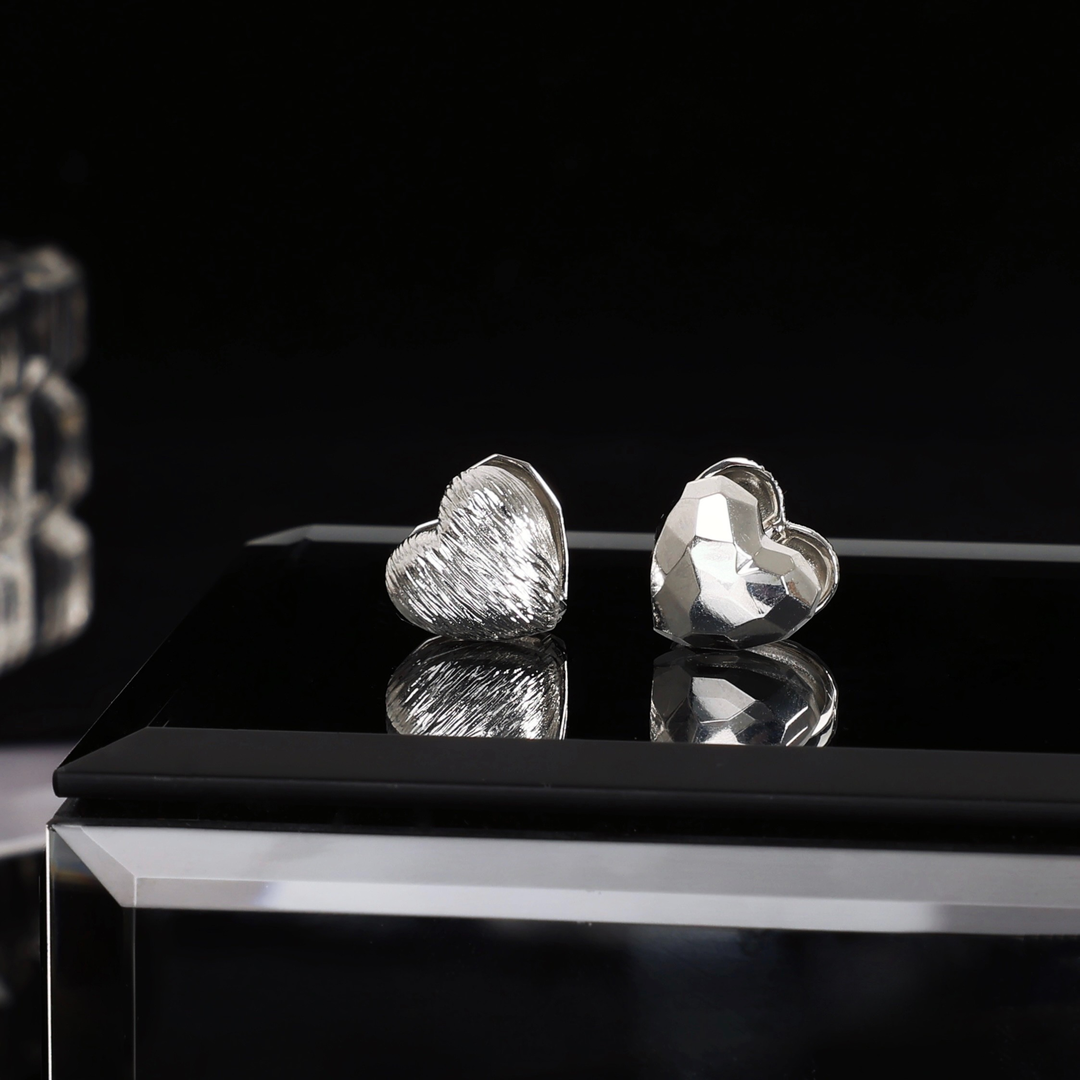 LF 両面ハート型ピアス 両面異なる模様 かわいい エレガント