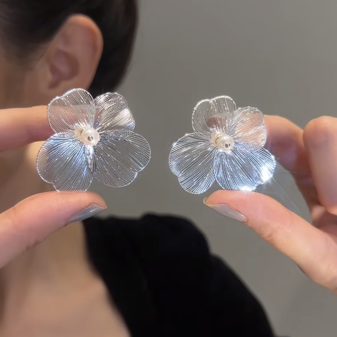 LF 繊細なフラワーモチーフ ピアス 花 パール エレガント