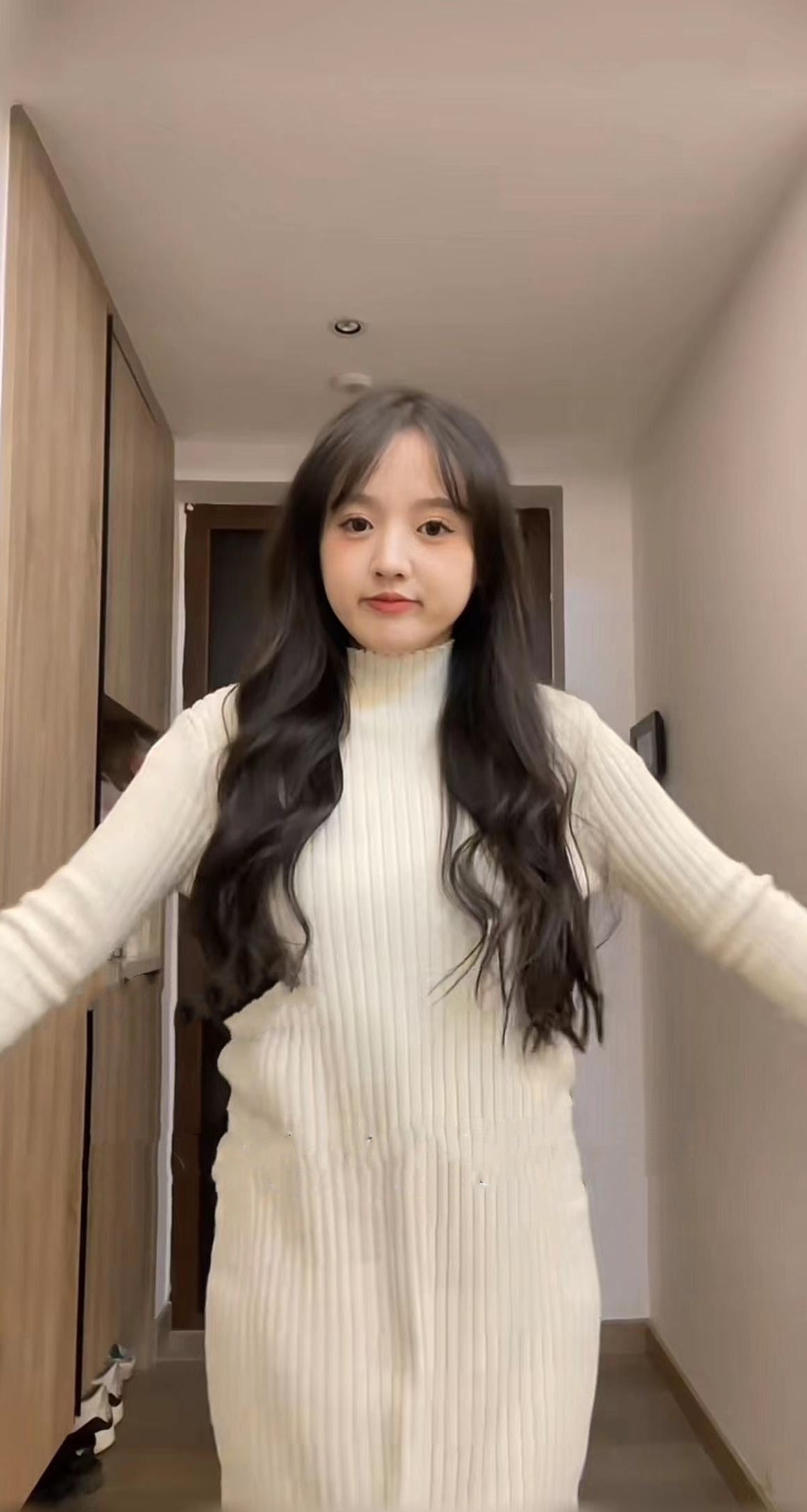 (XYW)可愛いコーディネート ハイネックニットロングスカート