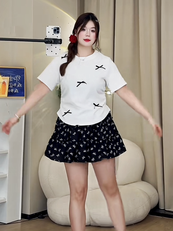 コーディネート 夏新作Tシャツ 半身スカートセット(X2)