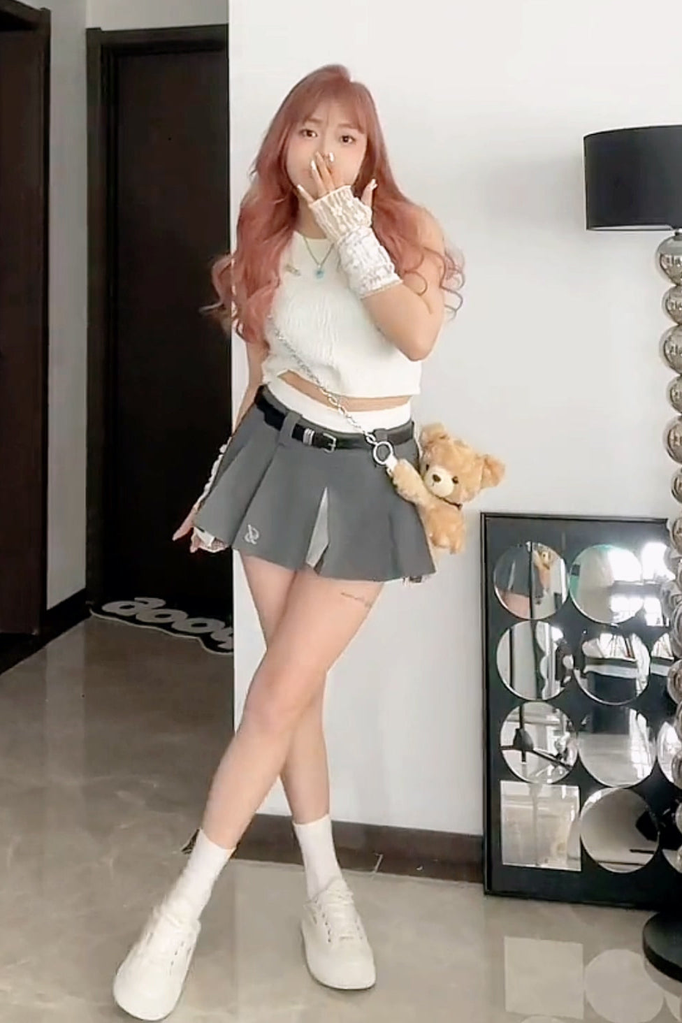 XYW 可愛い熊ちゃん ショルダーバッグ かっこいい 斜めがけ チェーンバッグ
