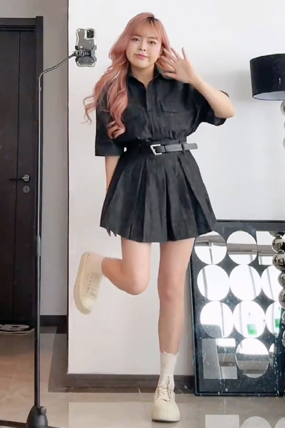 【予約】XYW グレーブラック デニム 半袖シャツ ミニスカート/ショートパンツ セット ベルトを含む 着やせ