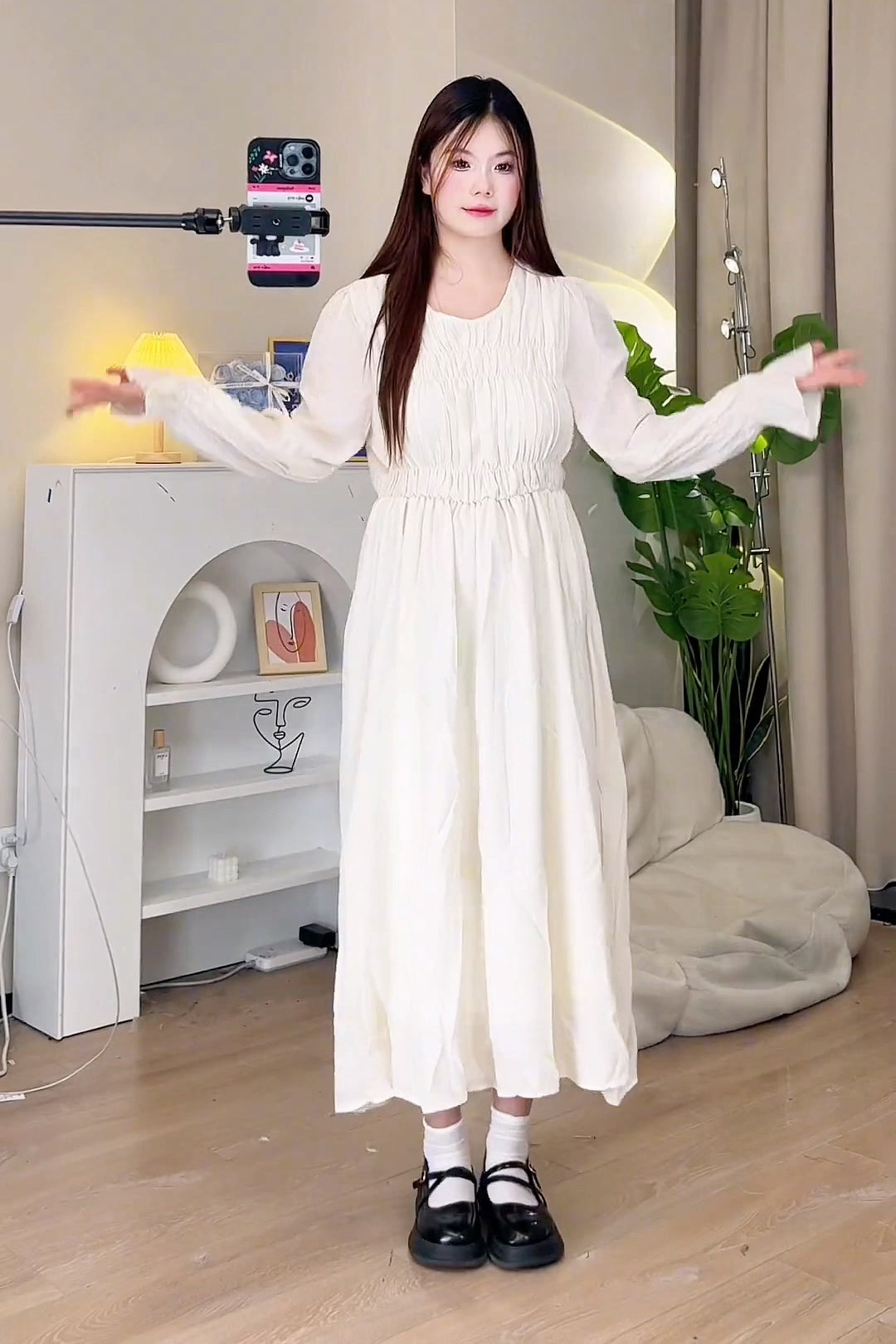 XYW  2023新作  アイボリー  長袖  ワンピース + ブラウン  ベスト  セット