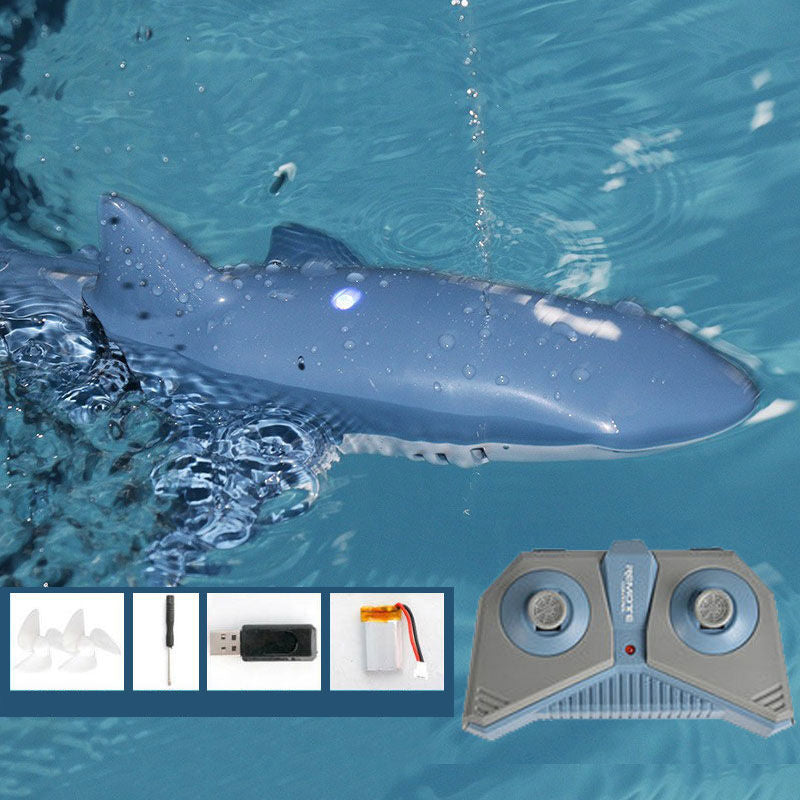 YQQ 電動リモコンサメ 水噴&ライト機能 電気 海洋生物のシミュレーション