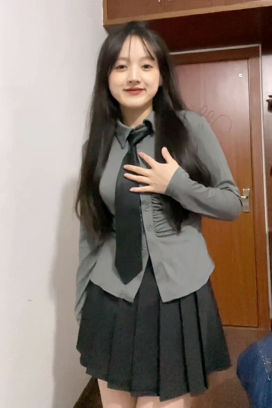 XYW 春新作 ハイウエスト プリーツスカート 着やせ 学生