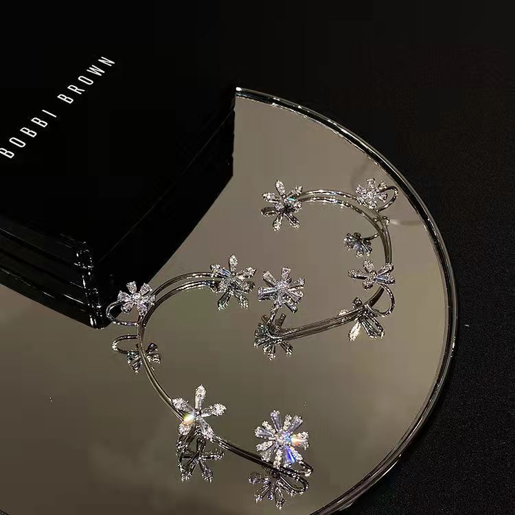 LF 回転 ヤーフック 雪 スノーフレーク イヤリング