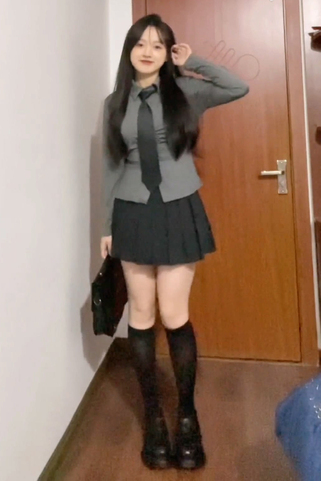 XYW 春新作 ハイウエスト プリーツスカート 着やせ 学生