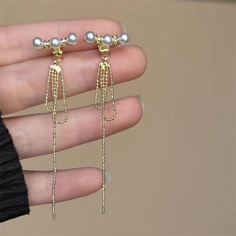 yqq顔が大きくて似合うイヤリング女性風気品有名な女性