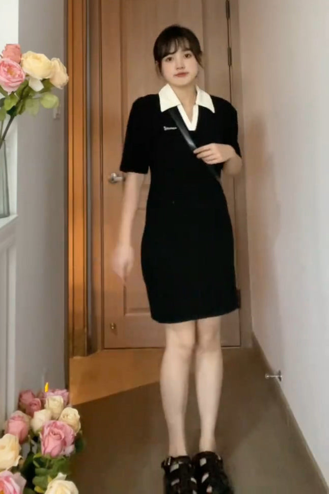 前壳 XYW カレッジ風 着やせ ポロネック ワンピース