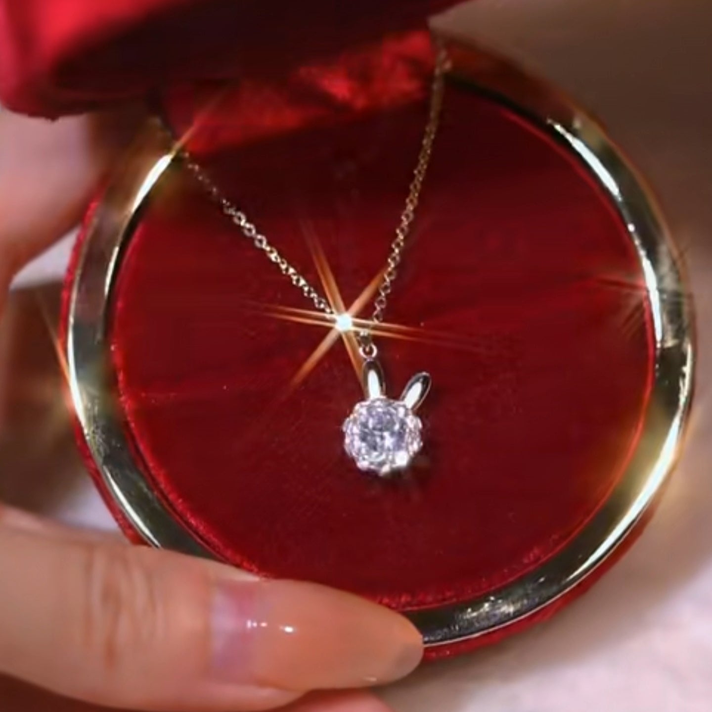 LF キュートなうさぎ ネックレス 回転デザイン キラキラ