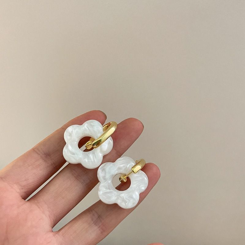 YQQ ファッション フレンチ ホワイトフラワー ピアス 花の取り外し可能