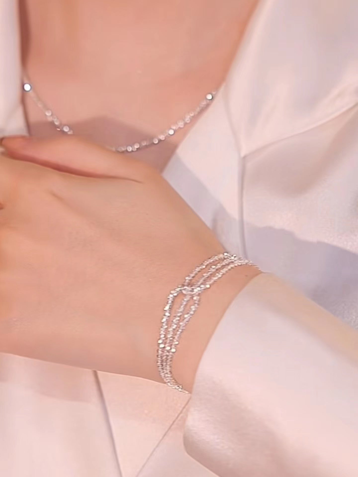 LF 秋新作 キラキラシルバー ネックレス エレガント 1つ物は2つの使い方