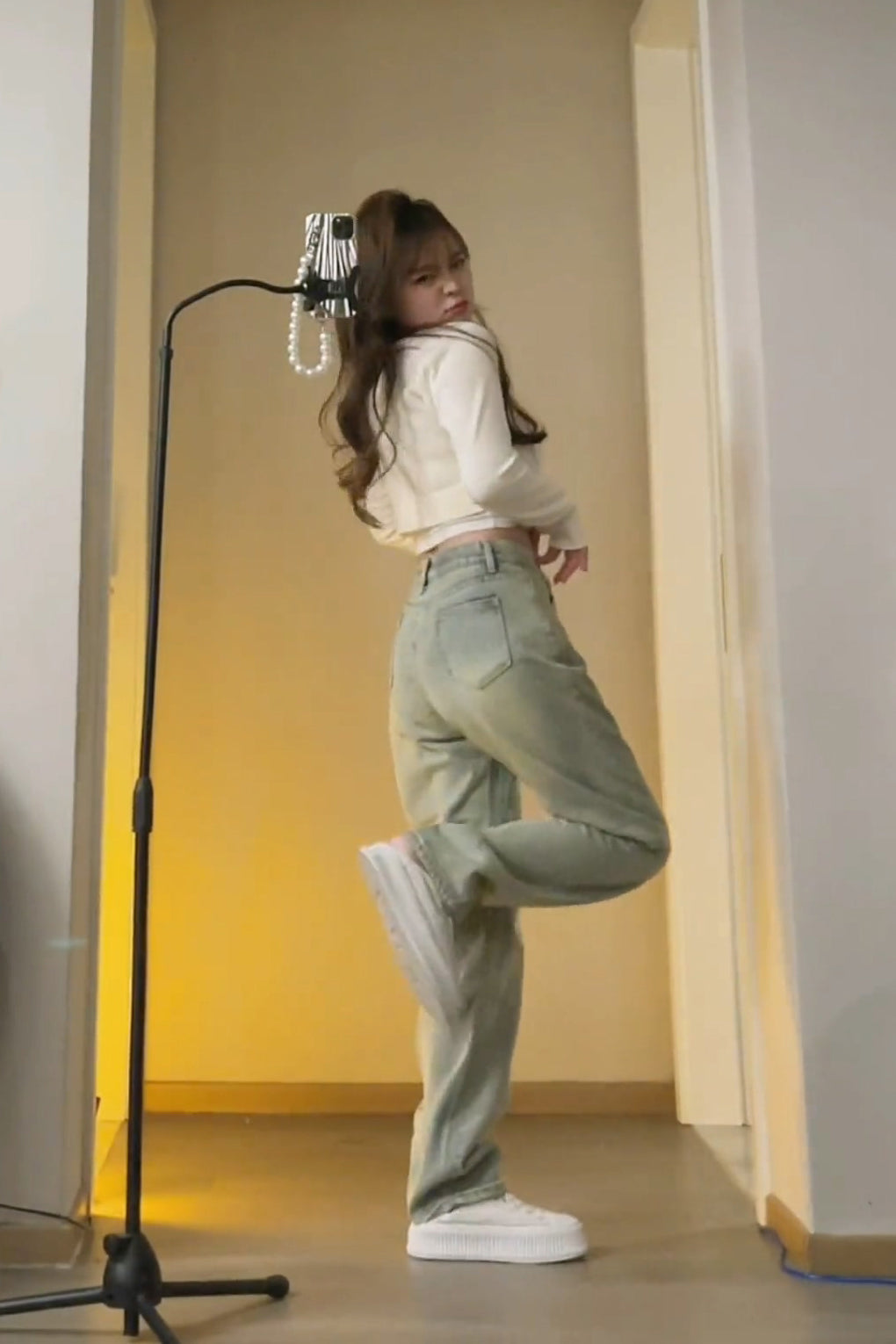 XYW 2023新作 着やせ かっこいい ジーンズ デニムパンツ ロングパンツ