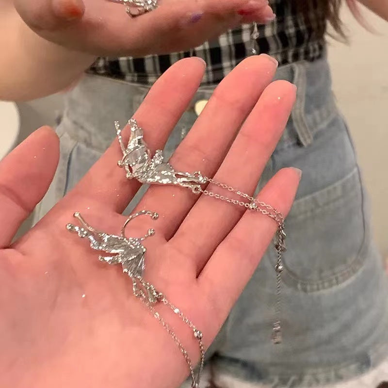 YQQ 超仙精霊蝶フリンジ耳骨クリップ