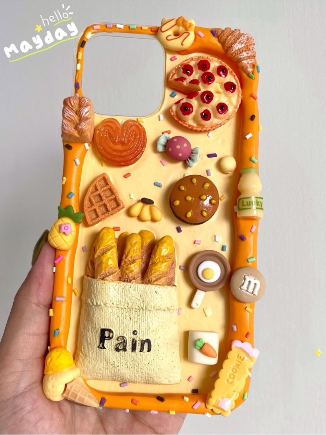 OL 手作り クリームゴム携帯ケース パン